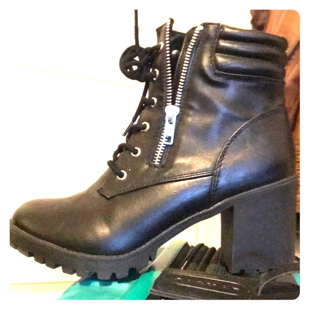 Black heeled booties